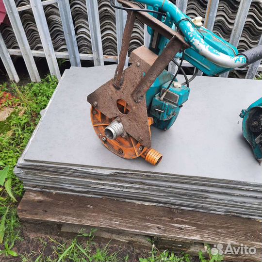 Помпа с бензопилой урал