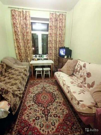 Комната 12 м² в 4-к., 3/6 эт.