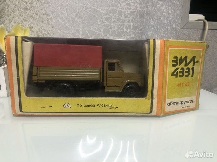 Модель грузовика СССР ЗИЛ 4331