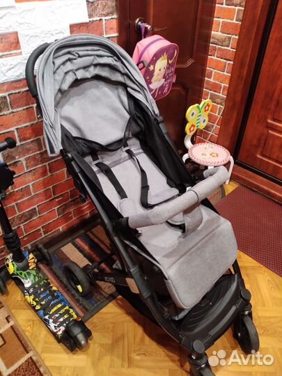 Прогулочная коляска-чемодан