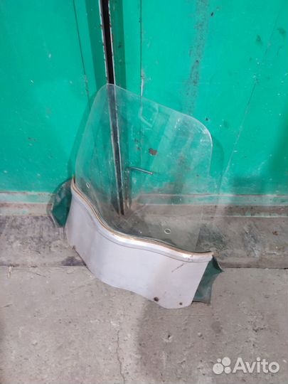 Лобовое стекло