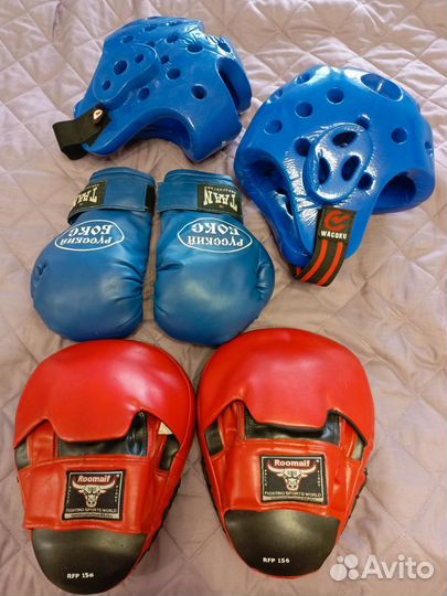 Лапы, шлем, перчатки