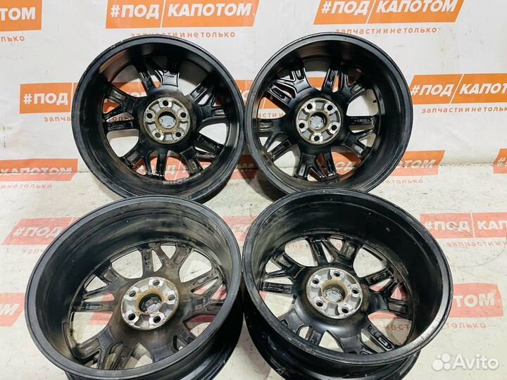 Комплект литых дисков R18x7.5 5x114.3