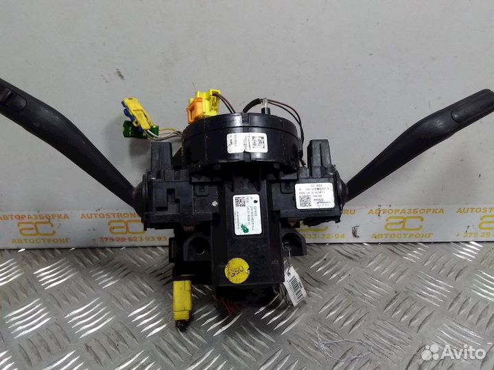 Переключатель подрулевой (стрекоза) Volkswagen B6