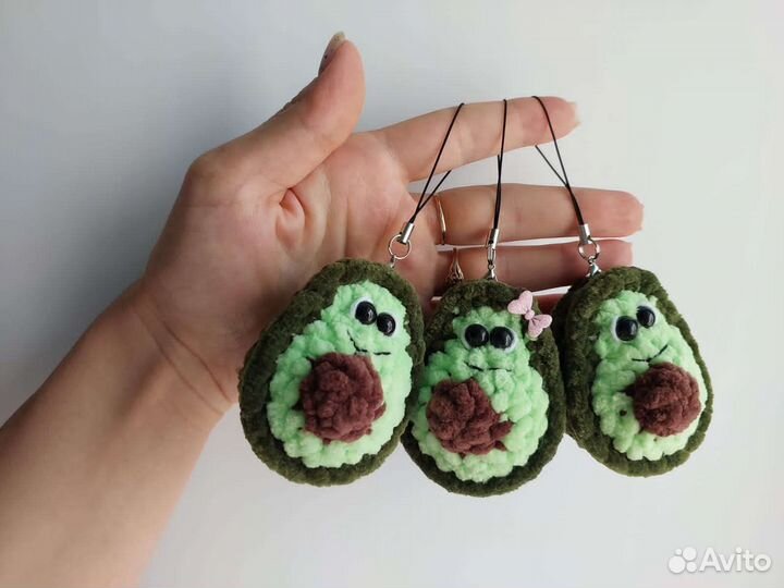 Вязаные брелки