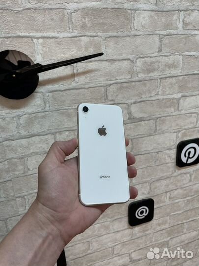 iPhone Xr, 128 ГБ