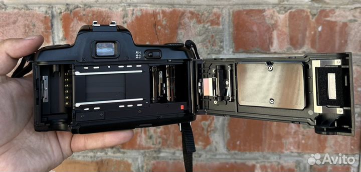 Пленочный фотоаппарат Nikon AF F-601