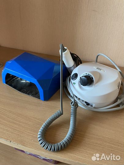 Аппарат для маникюра и лампа