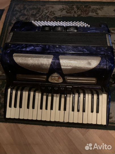 Аккордеон Lignatone