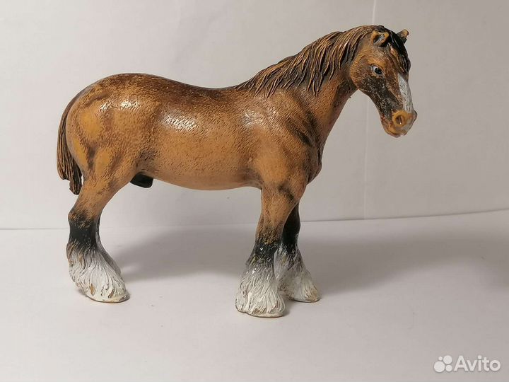 Фигурки лошадей collecta