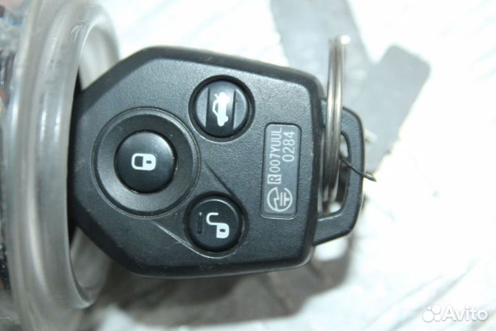 Замок зажигания с ключом Subaru Legacy BM BR B14