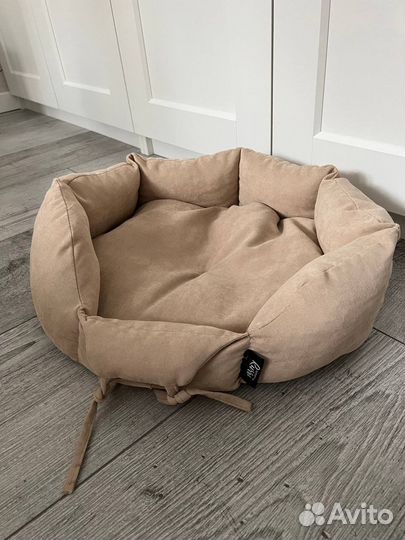 Лежанка для кошек и собак