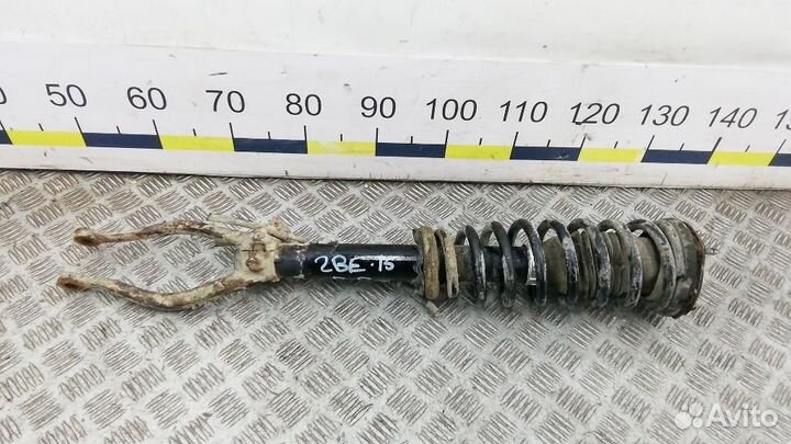 Стойка амортизатора переднего правого Mazda Mazda6