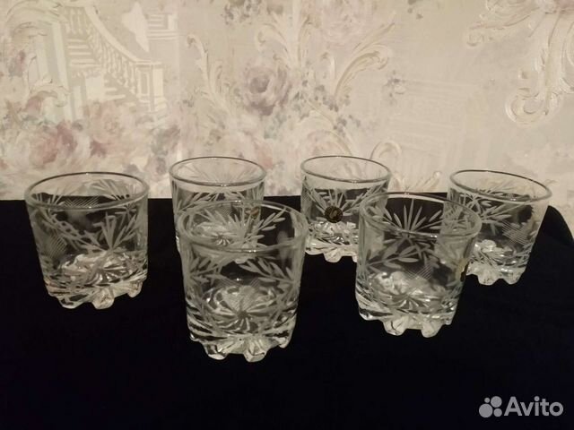 Хрустальные рюмки. Стопки
