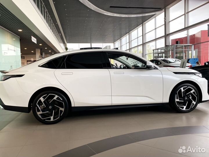 Changan Lamore 1.5 AMT, 2023