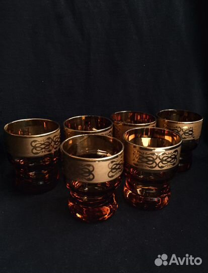 Графин с рюмками