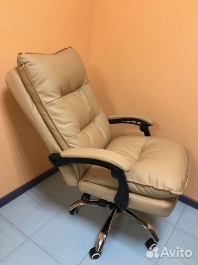 Компьютерное кресло Boss с функцией массажа