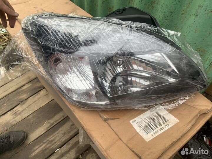 Фары на Kia Rio II поколение