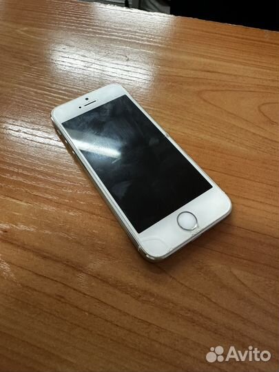 iPhone 5S, 16 ГБ