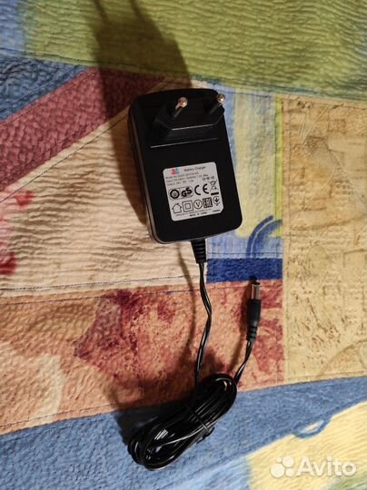 Блок питания GQ30-240100-AG (Philips FC8774 01)