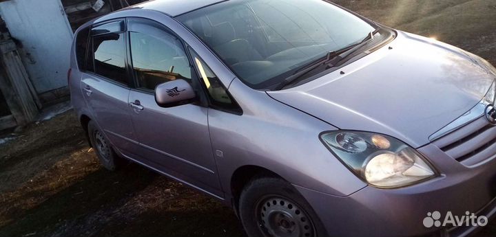 Toyota Corolla Spacio 1.8 AT, 2003, 198 000 км