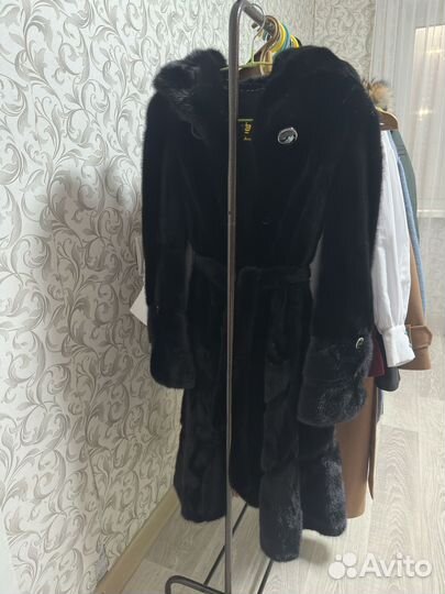 Продам норковую шубу