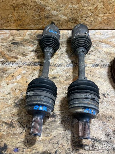 Привод передний Мерседес GLK X204 левый правый