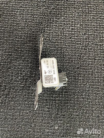 Датчик удара Mercedes Benz оригинал A0055421218