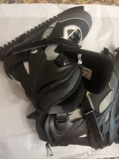 Коньки хоккейные