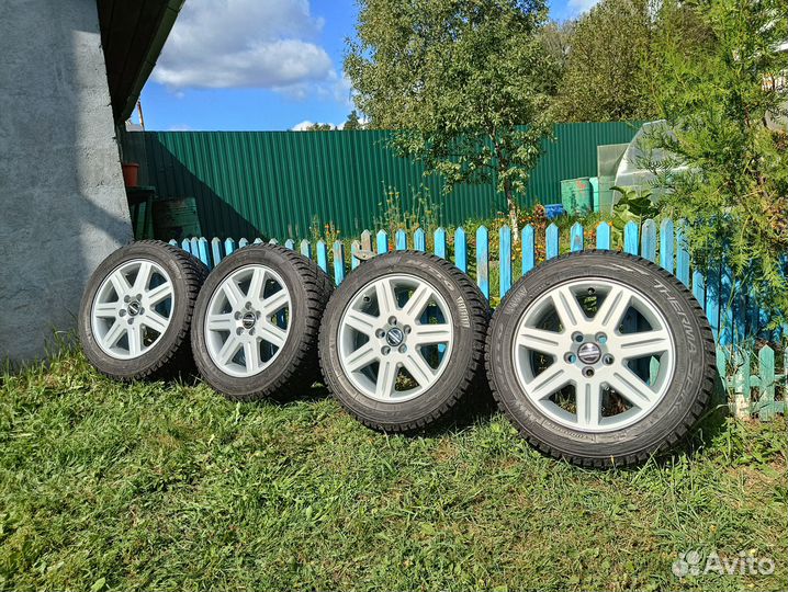 Nitto Therma Spike (NTSPK-B01) 205/55 R16 91N