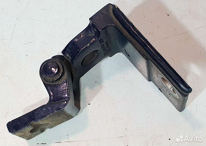 Петля двери передней правой Audi A4 B5