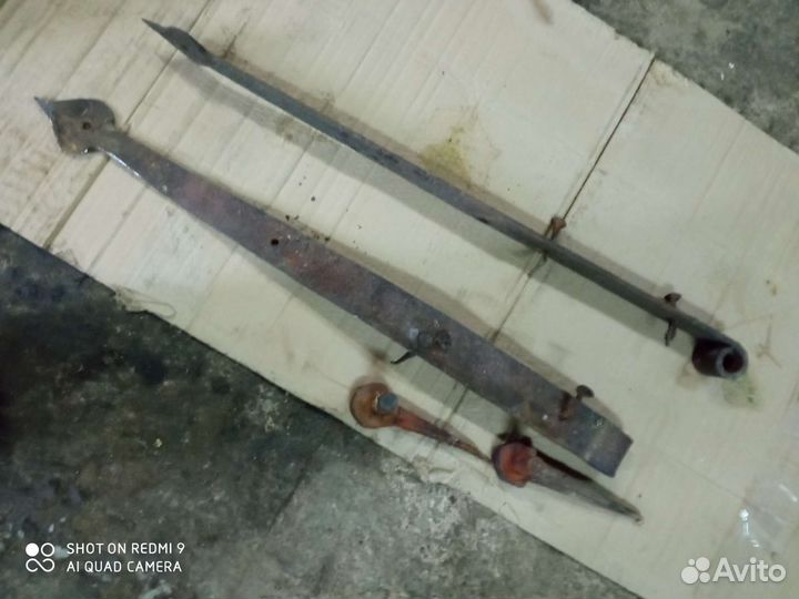 Старинные кованные петли