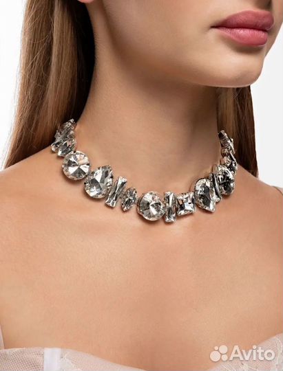 Колье чокер с крупными кристаллами