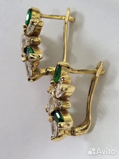 Золотые серьги