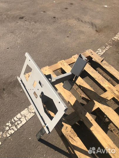 Кранштейн для телевизора