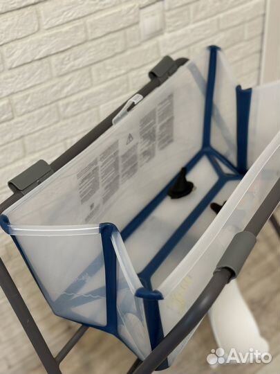 Детская ванночка stokke с подставкой и горкой
