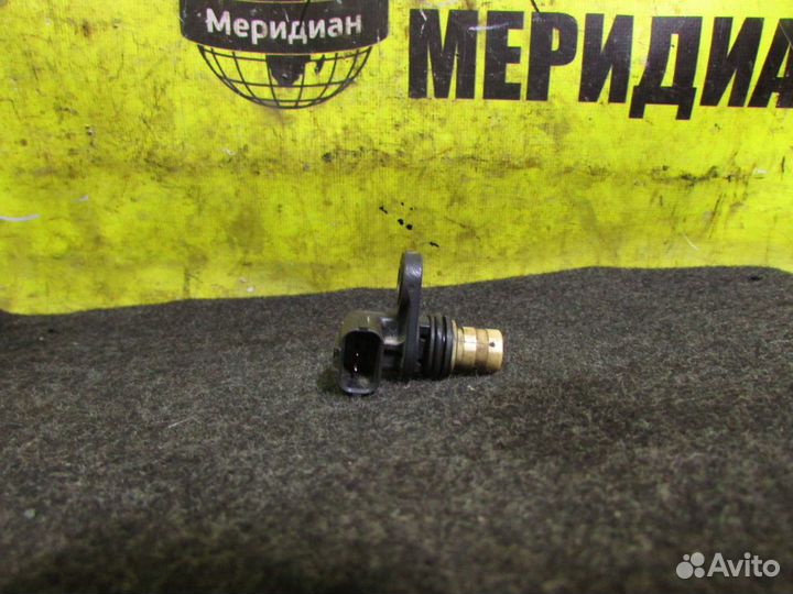Датчик положения коленвала на Mazda 6 gj
