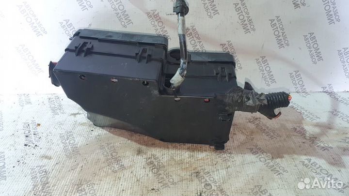 Блок предохранителей подкапотный Mazda 3 BK мазда