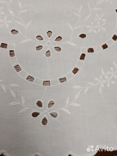 Салфетка вышитая