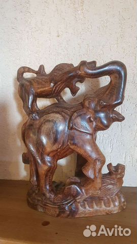 Статуэтка слон и львы дерево