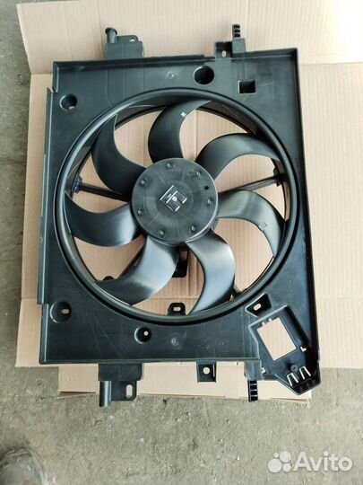 Вентилятор охлаждения Renault Logan 2