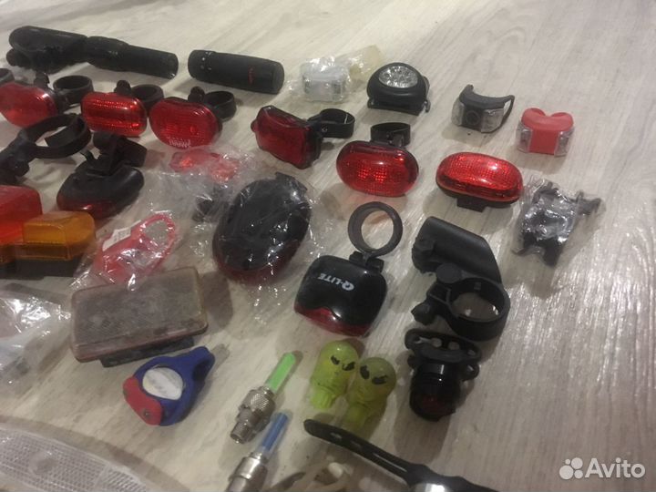 Фонари, фары, катафоты, отражатели