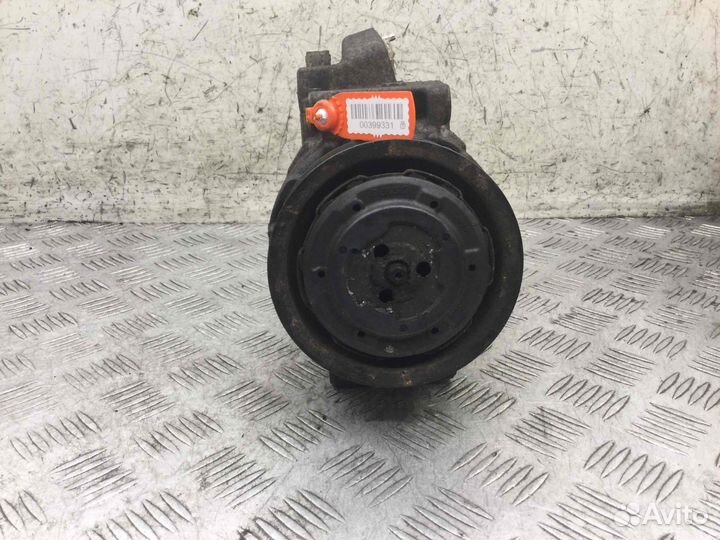 Компрессор кондиционера Ленд Ровер Дискавери 44718