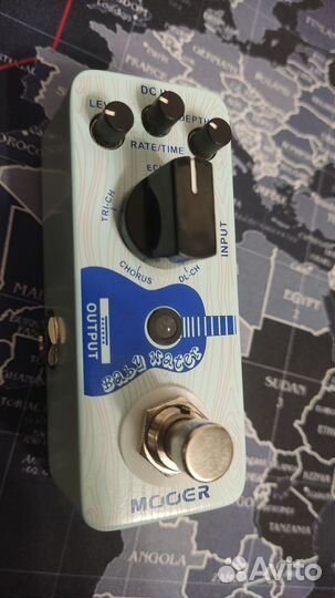 Примочка для электроакустической гитары Mooer