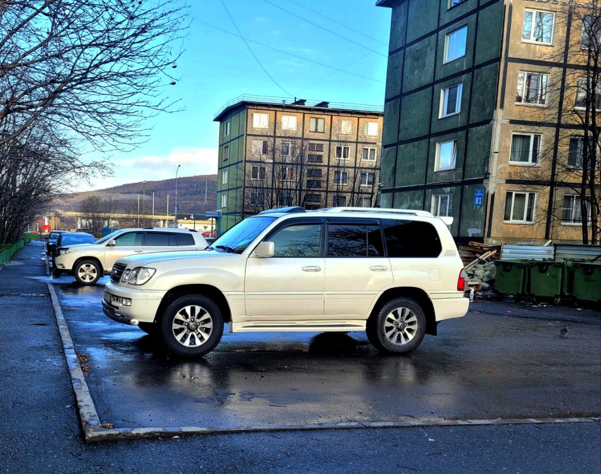 Lexus LX: фото владельца