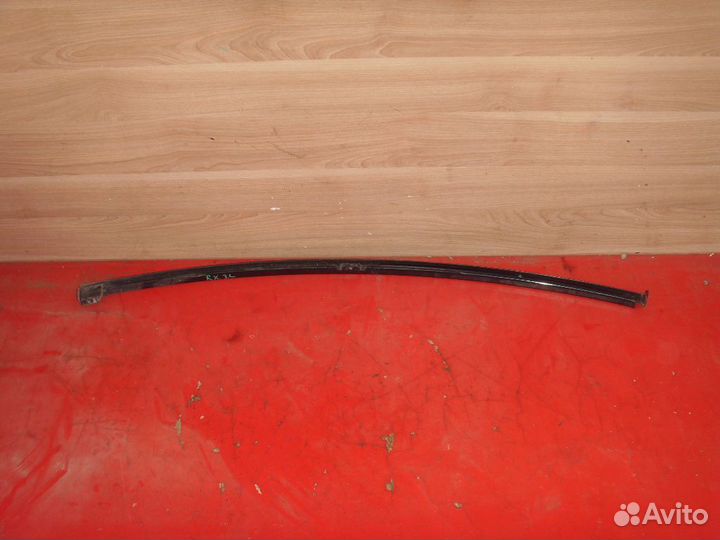 Направляющая стекла двери 6740848030 Lexus RX400h