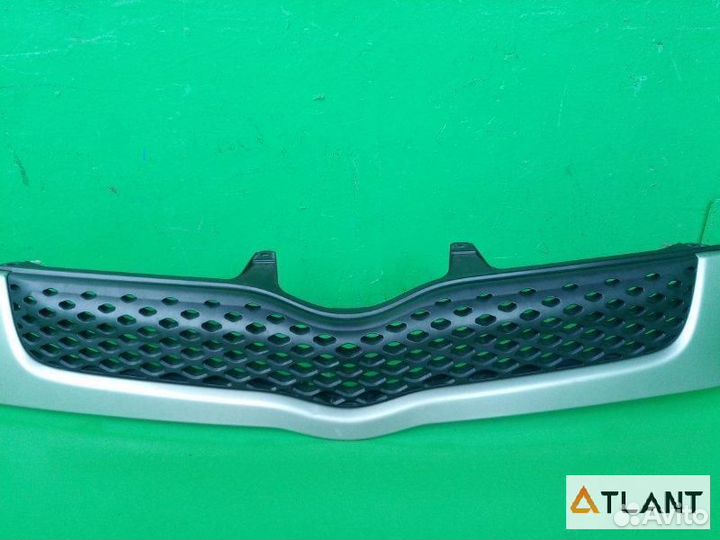 Планка под фары toyota funcargo