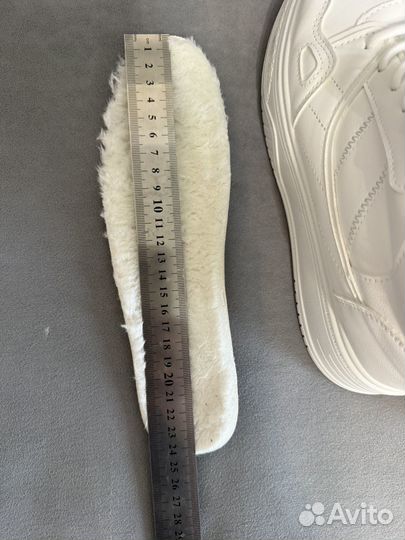 Кроссовки женские 38 размер новые
