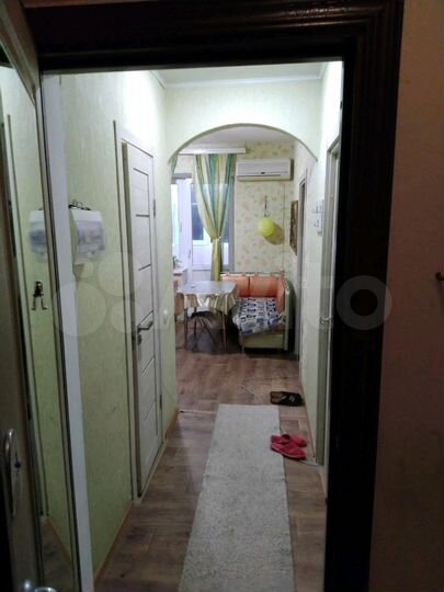 2-к. квартира, 37 м², 1/6 эт.