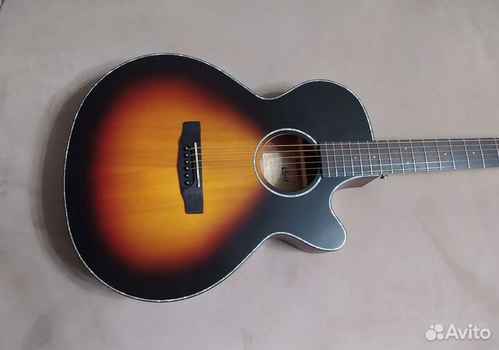 Cort Электроакустическая гитара SFX-E 3TSS